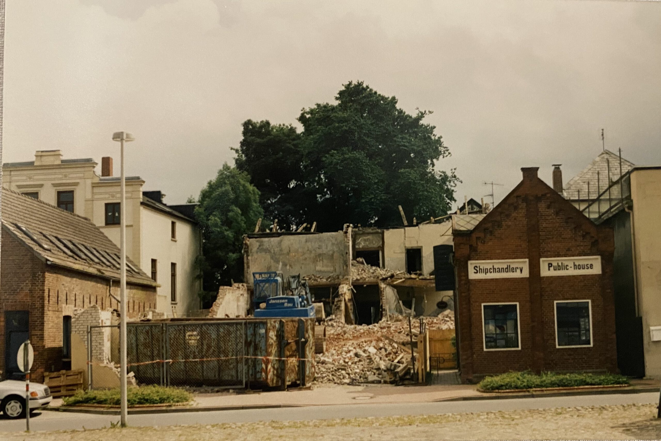 1995 Abbrucharbeiten sog. La Paloma Komplex, Foto Klaus Kirsch